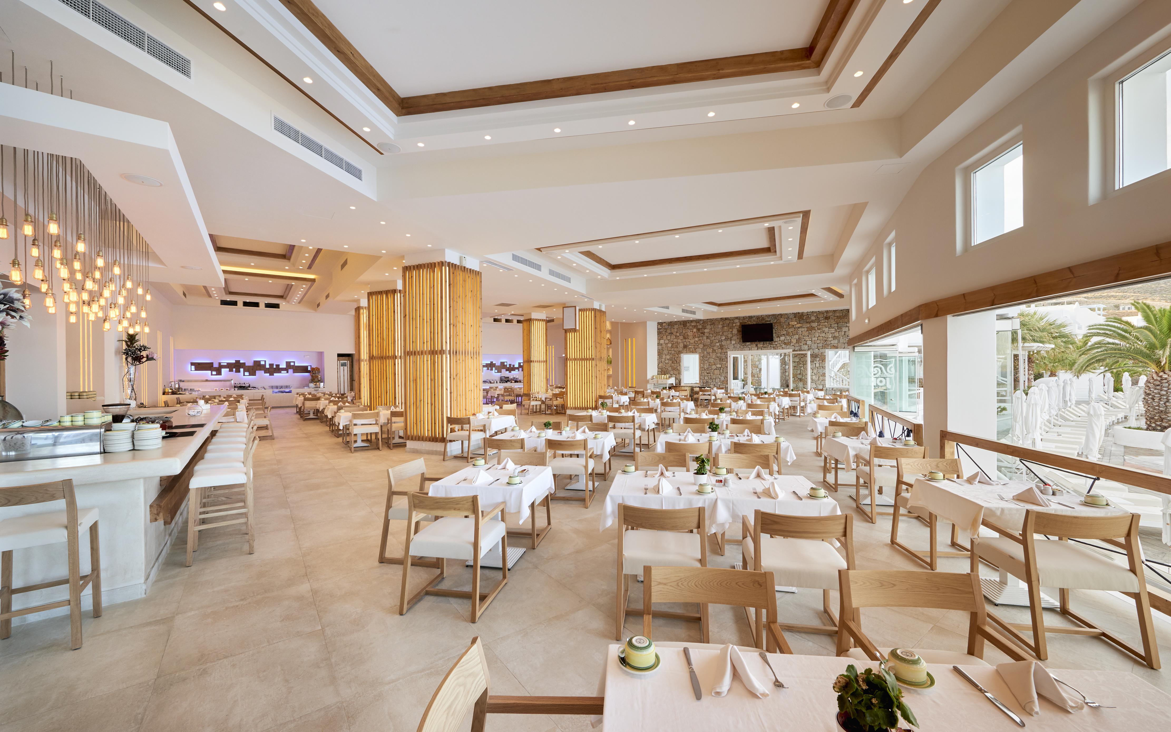 Saint John Hotel Villas & Spa Agios Ioannis Diakoftis Exterior foto The restaurant at the resort