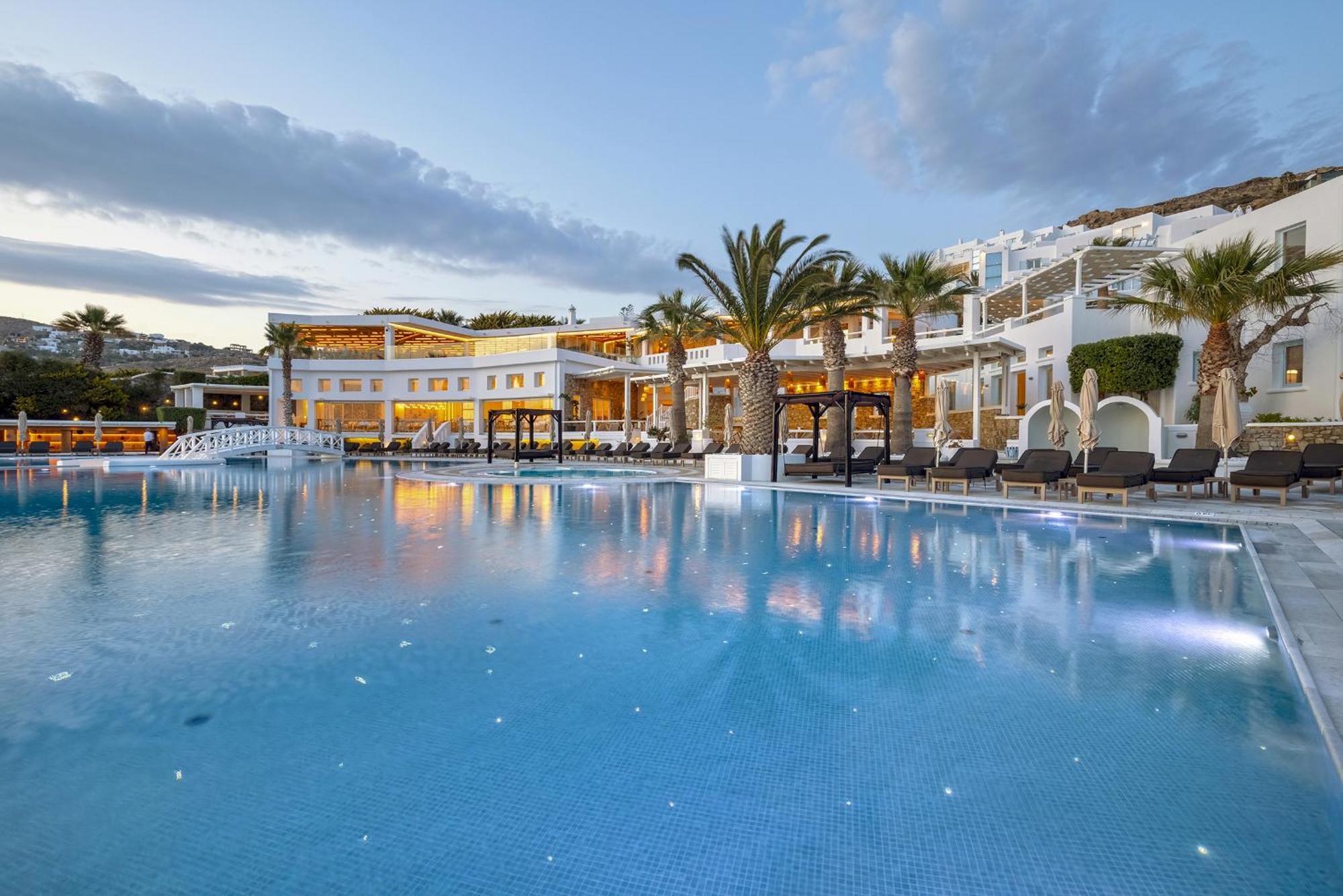 Saint John Hotel Villas & Spa Agios Ioannis Diakoftis Exterior foto The resort's main pool