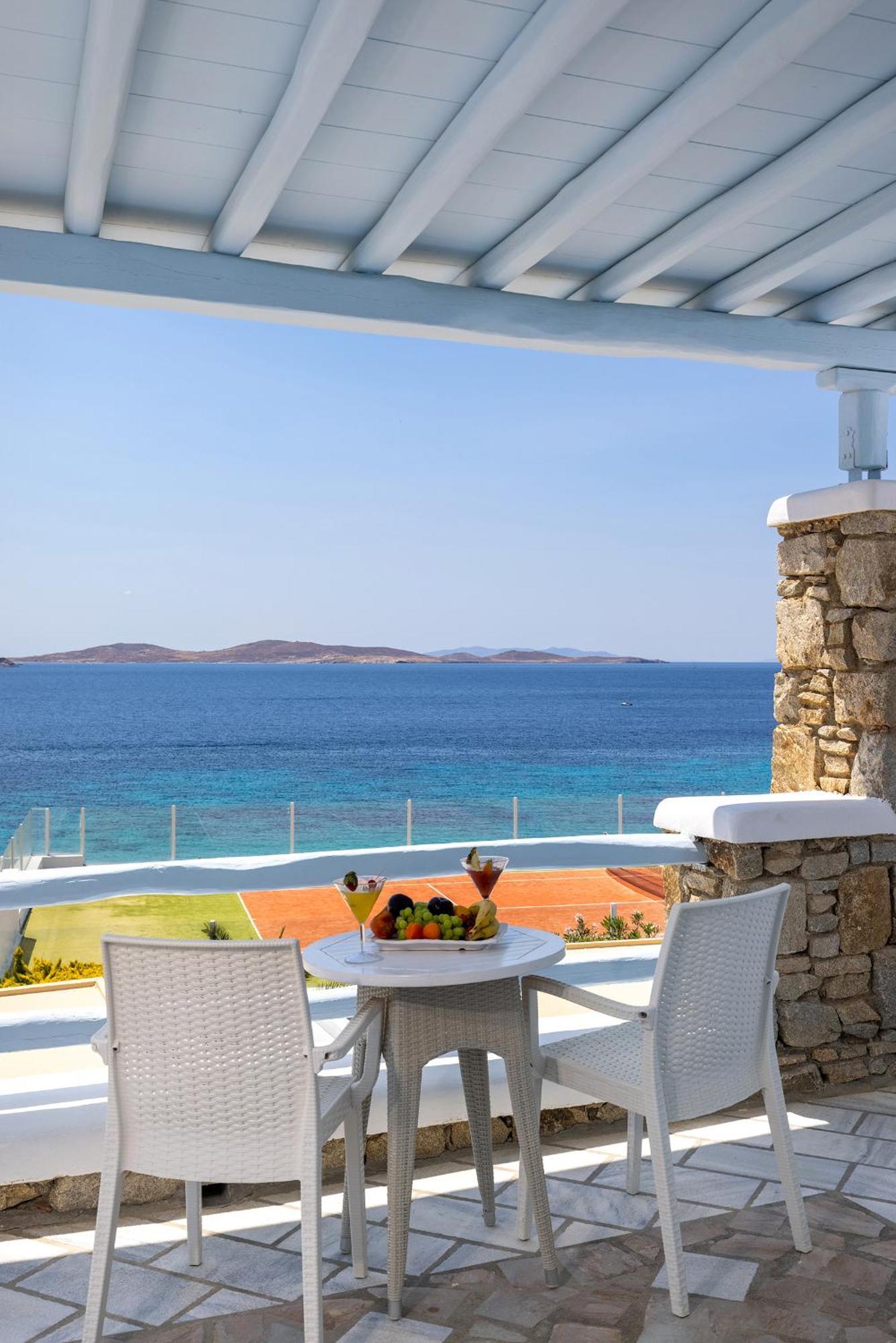 Saint John Hotel Villas & Spa Agios Ioannis Diakoftis Exterior foto View of the island from Mykonos